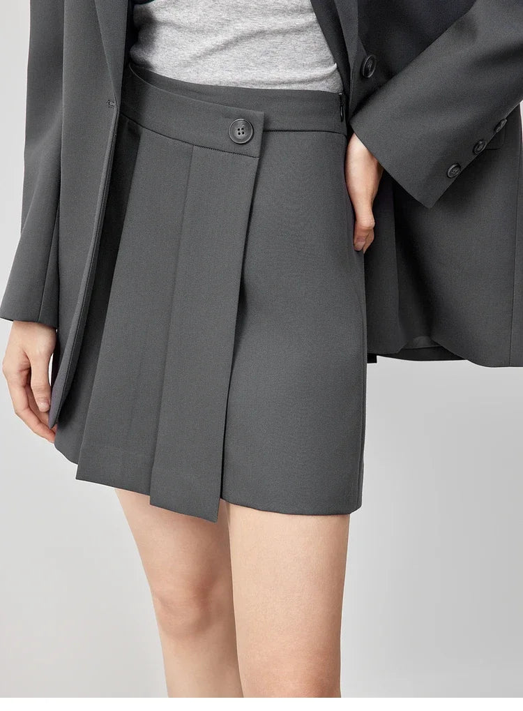 SENTUBILA Pleated Shorts Skirts Women's Spring 2025 Fashion Commute A-line Solid High-waist Shorts Female Clothing 151K58687