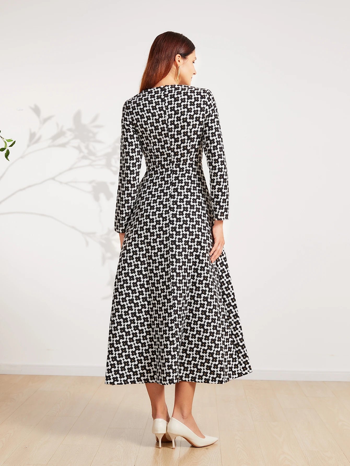 DEVCHATA Luxury Women Vintage Gold Thread Jacquard Long Sleeve Dress Fashion Spring Autumn Floral Ladies Party dresses Clothing