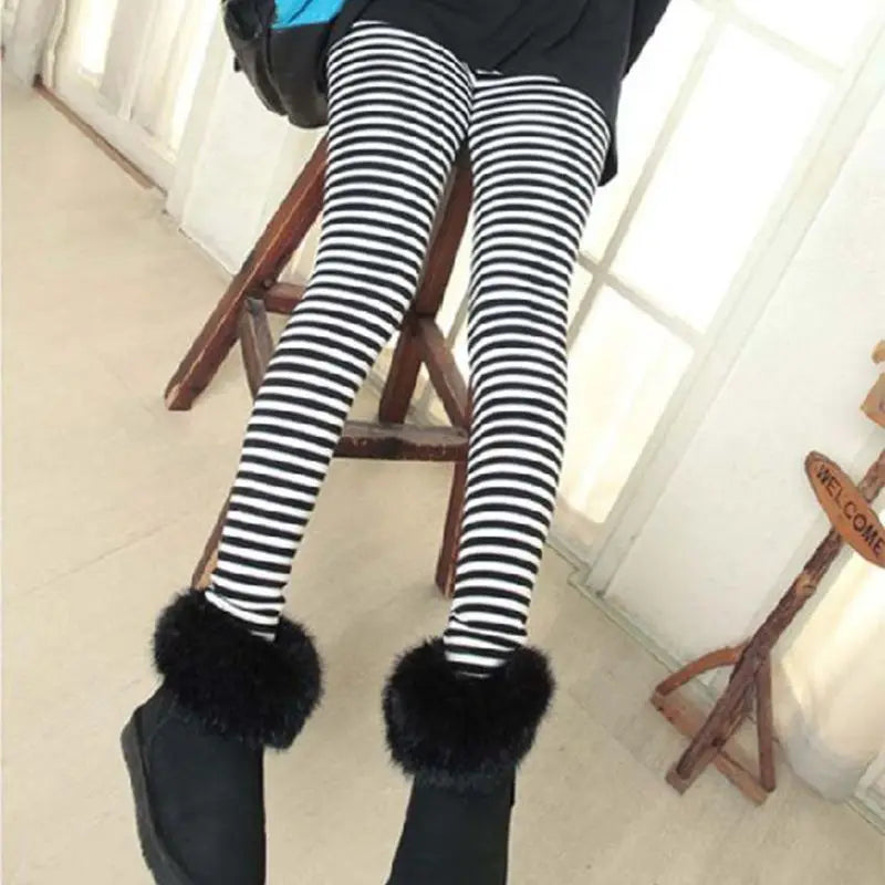 Women Ankle Length Skinny Leggings Black White Horizontal Striped Pants High Quality and Brand New