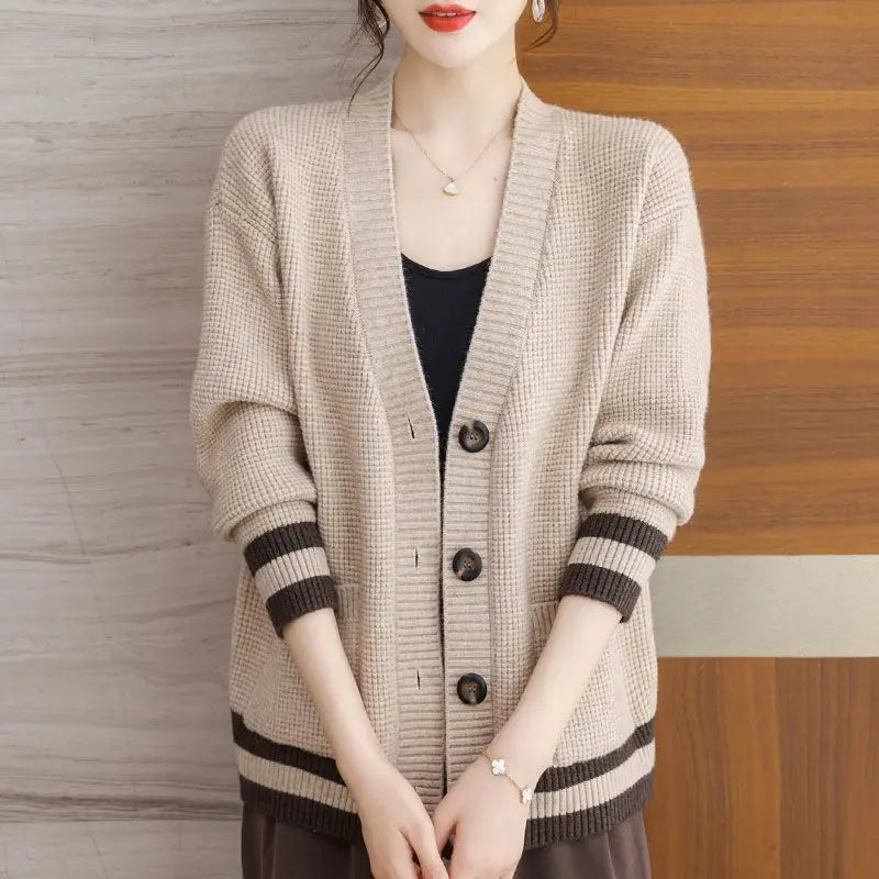 Extra Large Size Fat Mom Cardigan Sweater Spring Autumn Korean Style Sweater Jacket Temperament Sweater Women Clothing