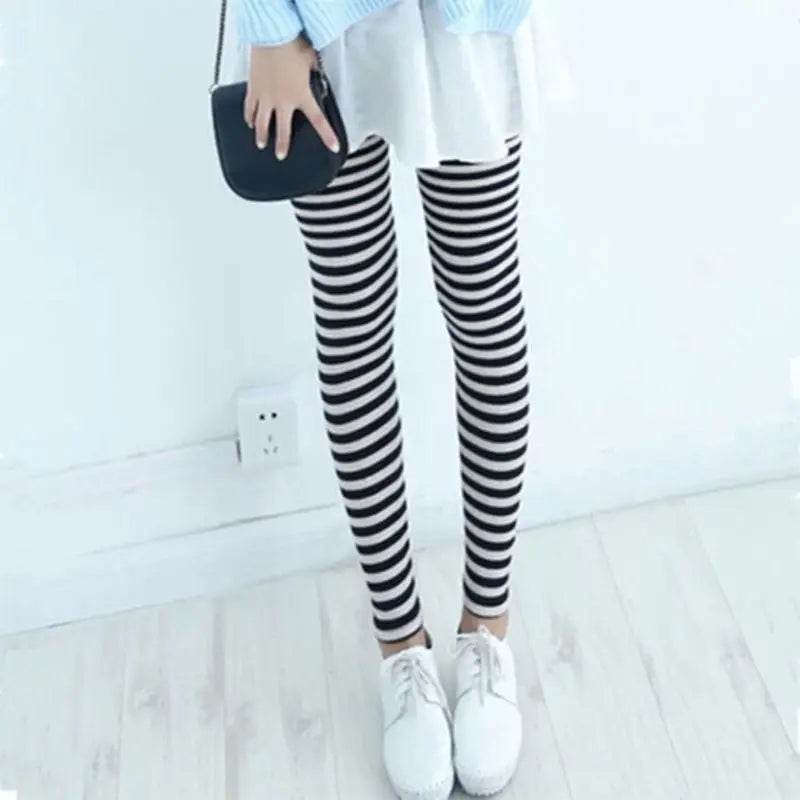 Women Ankle Length Skinny Leggings Black White Horizontal Striped Pants High Quality and Brand New