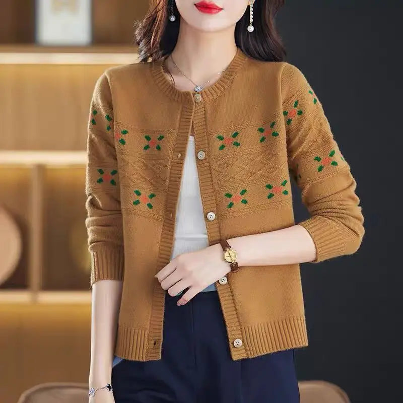 Autumn Winter New Round Neck Long Sleeve Fashion Sweater Women High Street Casual Printing Button Cardigan Elegant All-match Top