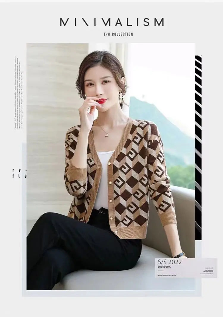 High-end Knitted Sweaters for Women High-waisted Popular Knitted Cardigans New Styles Short Mom Sweater Jackets