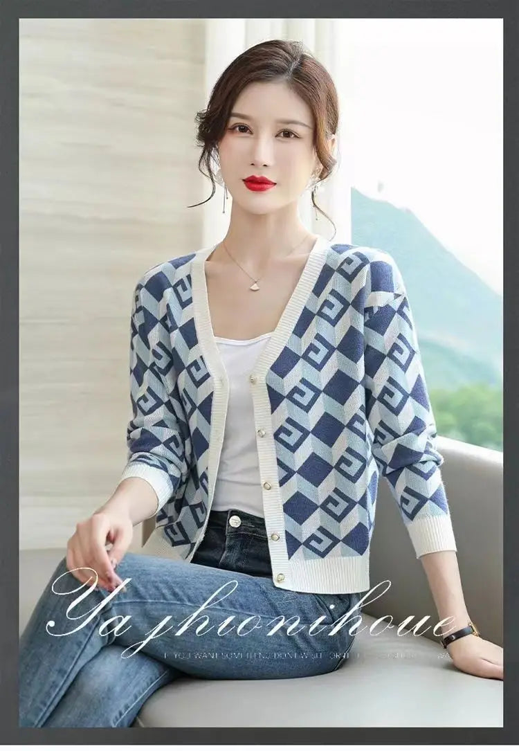 High-end Knitted Sweaters for Women High-waisted Popular Knitted Cardigans New Styles Short Mom Sweater Jackets